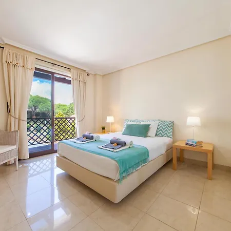 Santa Monica By Algarve Vacation Apartment *